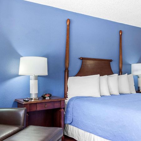 סיירה ויסטה Rodeway Inn Near Ft Huachuca מראה חיצוני תמונה